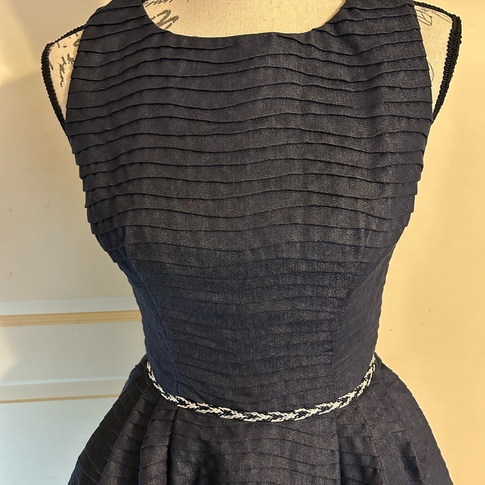Lotus Grace Elegant Navy Sleeveless Dress